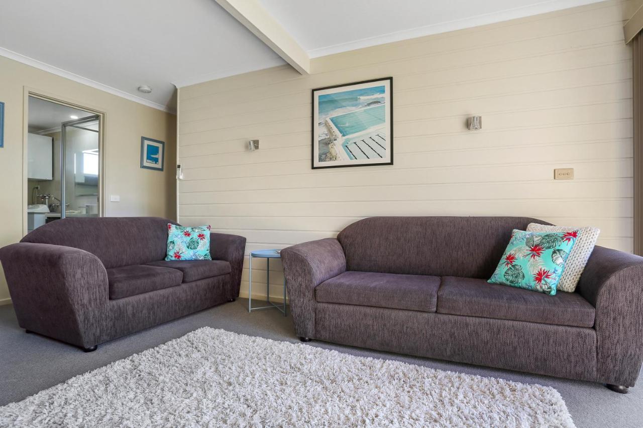 The Retreat Lakeside Merimbula Exterior photo